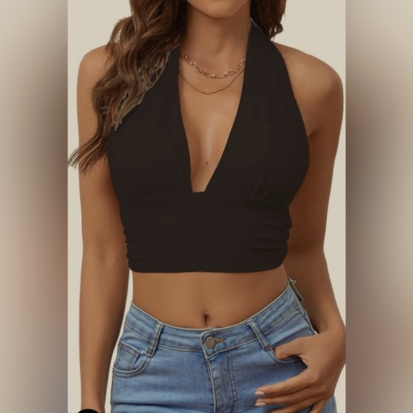 Rooscier Tops - NWOT Rooscier Deep V Neck Halter Tie Back Sleeveless Backless Cami Crop Top